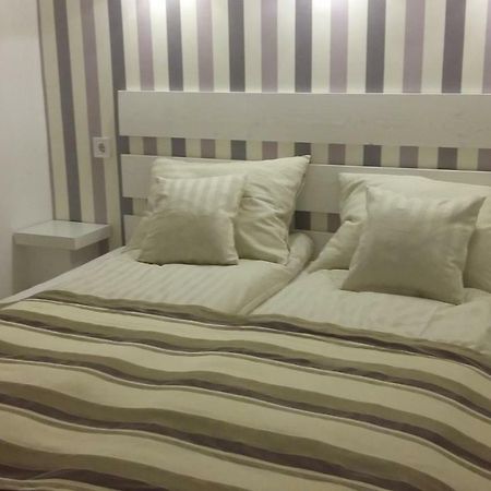 Kossuth Apartmanok Debrecen Luaran gambar