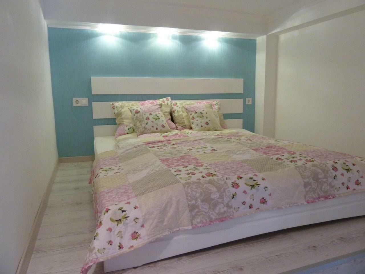 Kossuth Apartmanok Debrecen Luaran gambar