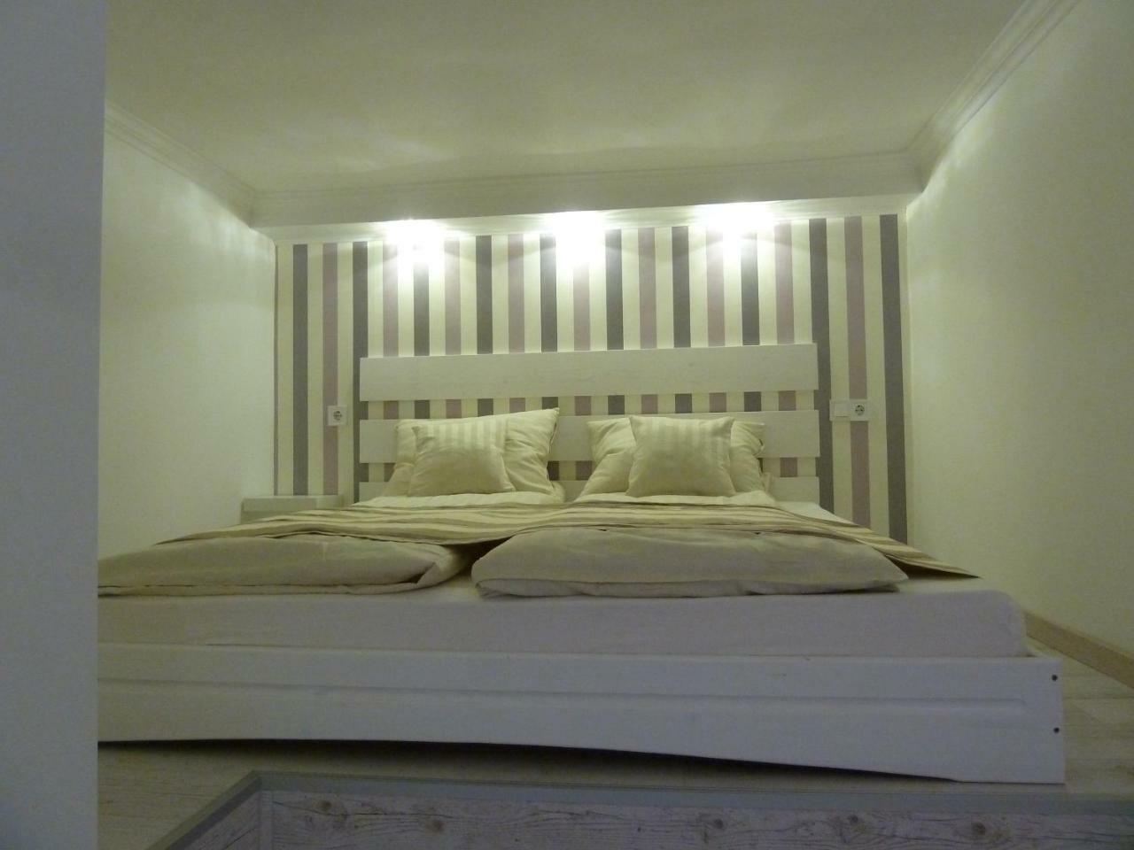 Kossuth Apartmanok Debrecen Luaran gambar