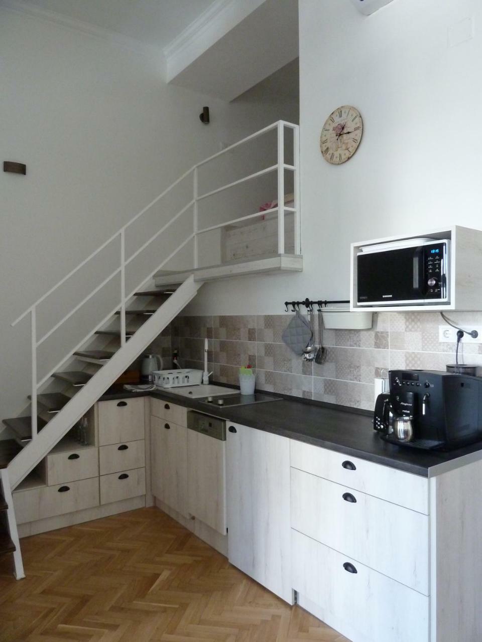 Kossuth Apartmanok Debrecen Luaran gambar