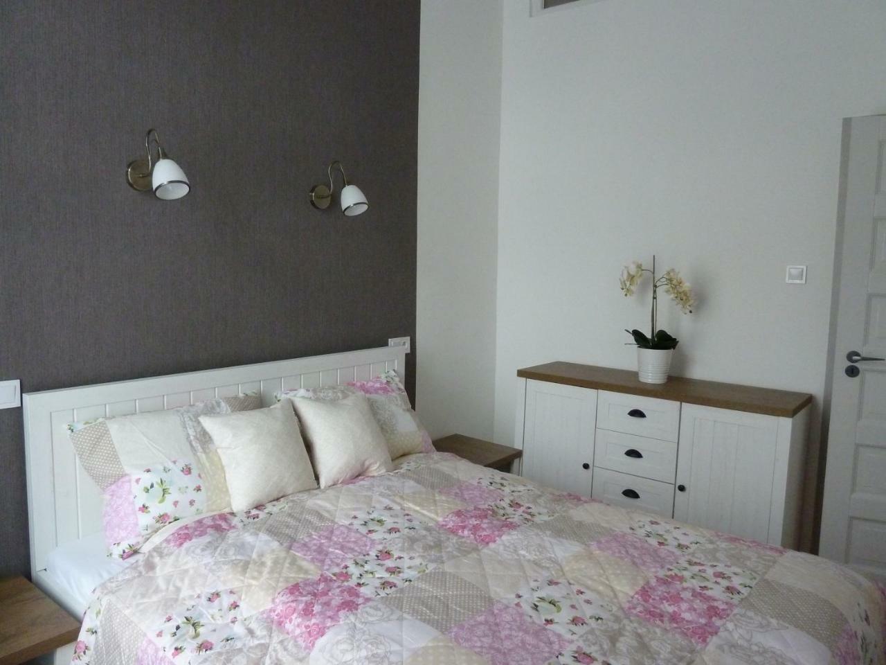 Kossuth Apartmanok Debrecen Luaran gambar